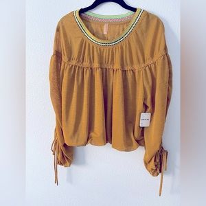Womens Free People unique top brand new with tags